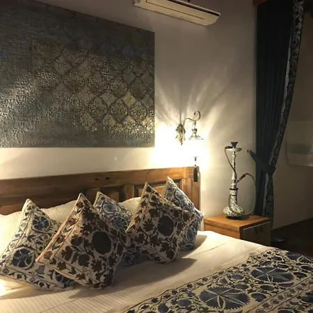 Pensjonat Saint Artemios And Oriental 4*