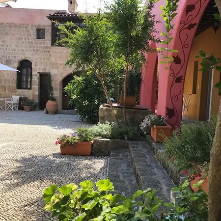 Pensjonat Saint Artemios And Oriental