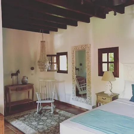Saint Artemios And Oriental Πανσιόν 4*